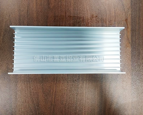 鋁型材散熱片加工